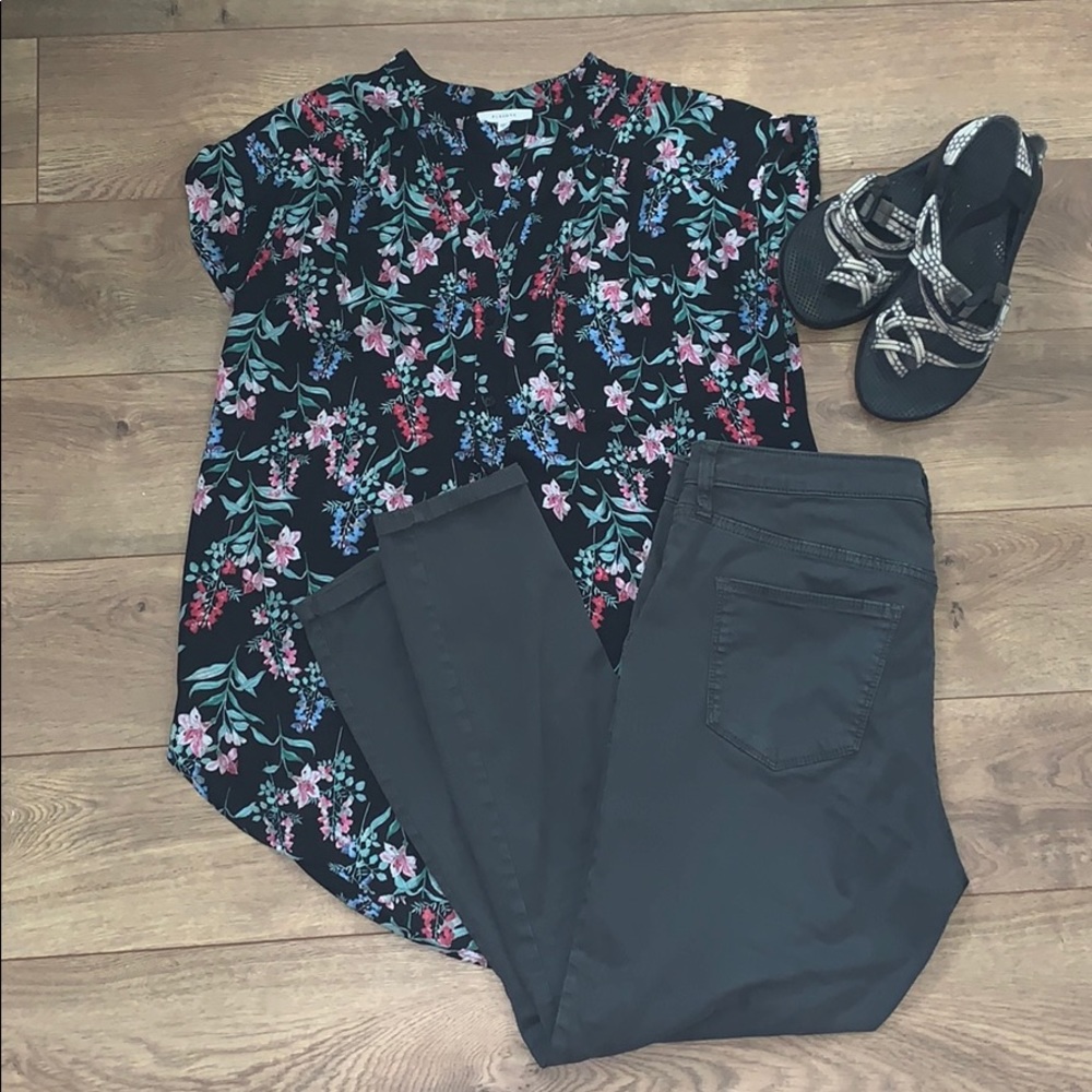 Pleione Black and Floral Blouse